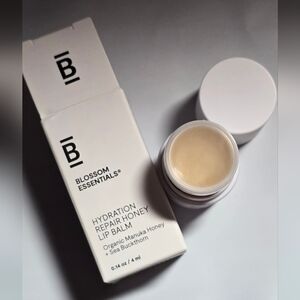 Blossom Essentials Hydration Repair Honey Lip Balm NEW